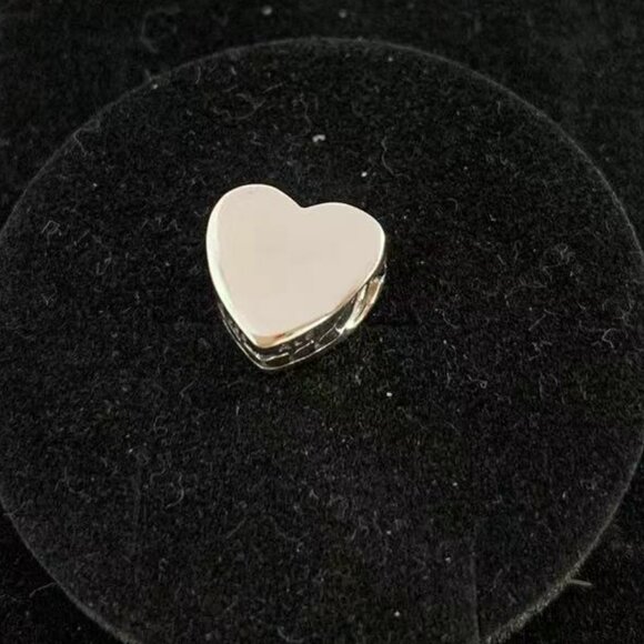 Pandora Nana Heart Charm Bead S925 Sterling Silver - Picture 2 of 3